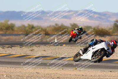 media/Nov-16-2024-CVMA (Sat) [[0e4bb1f32f]]/Race 9-Amateur Supersport Middleweight/